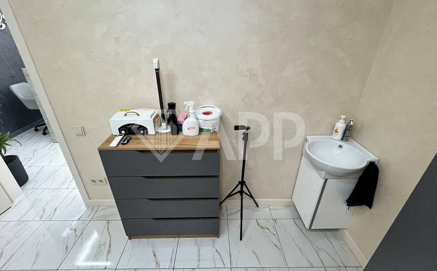 Клиника.Стоматология.Ремонт. Можно 46.8 м2+56.6 м2 фото