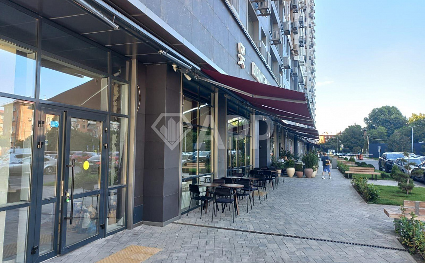 Сдаю торговое помещение, 46.6 м² фото