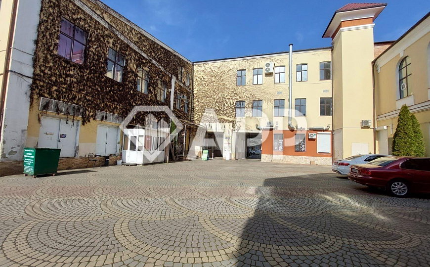 Сдам помещение свободного назначения, 300 м² фото
