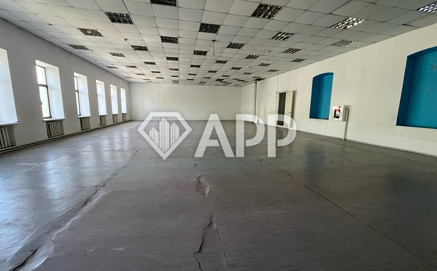 Сдам помещение свободного назначения, 300 м² фото