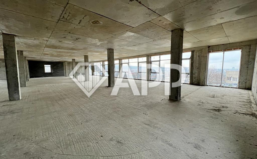 Сдам помещение свободного назначения, 545 м² фото