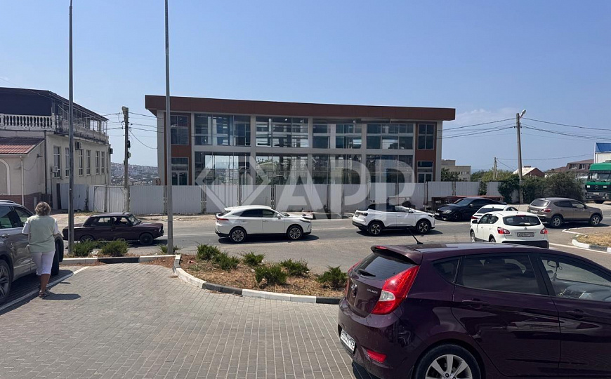 Сдам отдельно стоящее здание, 545 м² фото