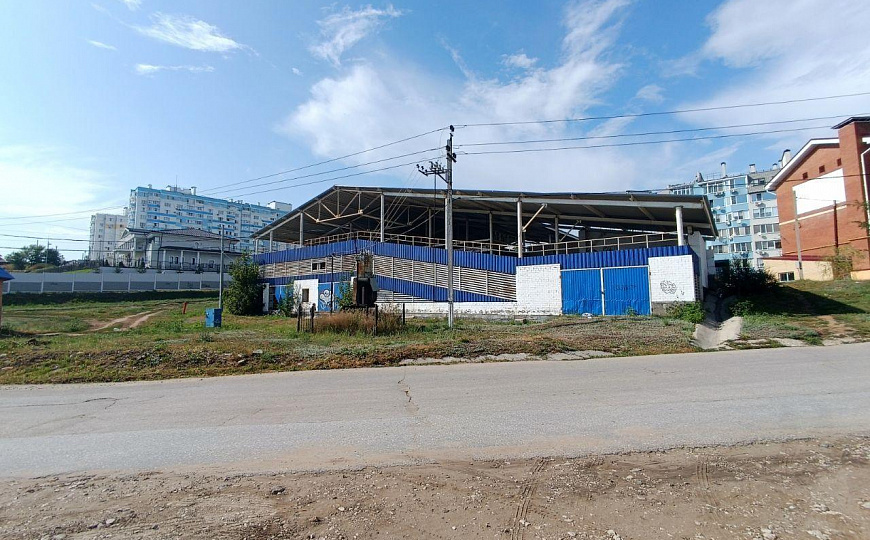 Производственно-Складское помещение на земельном участке 22 сотки. фото