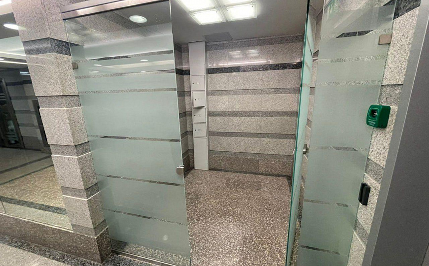 Офисы в БЦ «Лермонтовский» от 4 м² до 50 м² фото