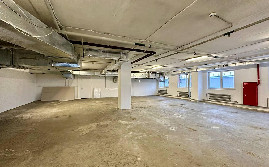 Помещение 1 696,1 м² в БЦ «Форум» фото