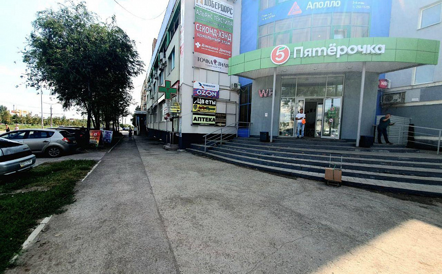 Помещение на трафике в аренду фото