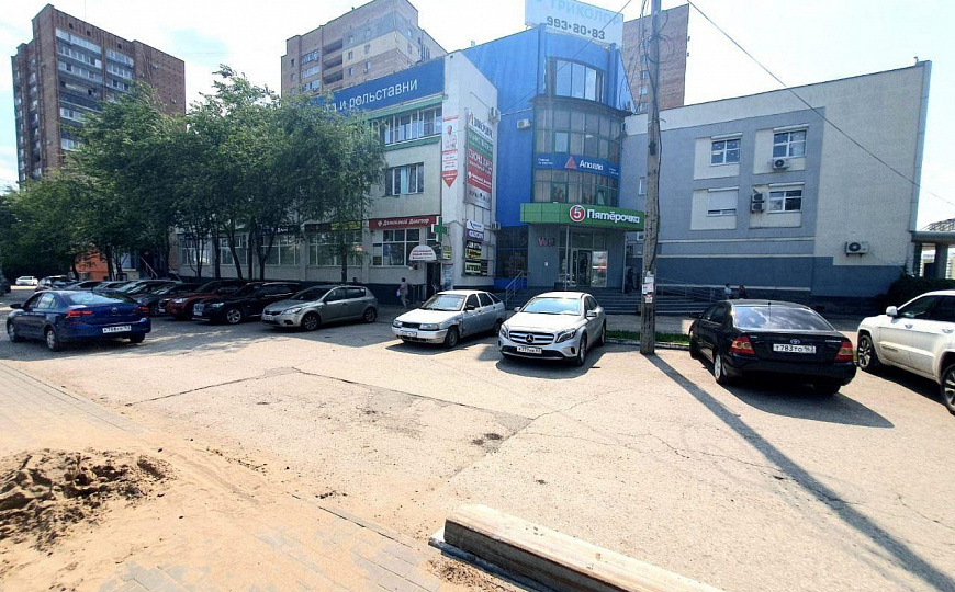 Помещение на трафике в аренду фото