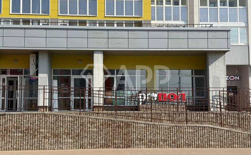 Помещение свободного назначение на красной линии фото