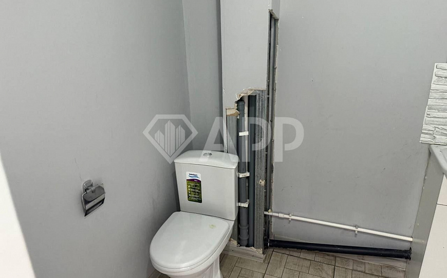 Помещение свободного назначения на красной линии фото