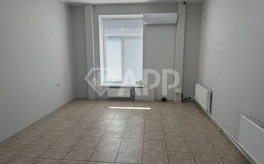 Помещение свободного назначения на красной линии фото