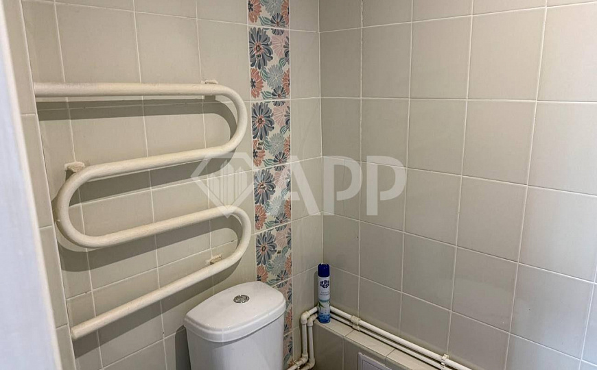 Продам помещение на красной линии фото