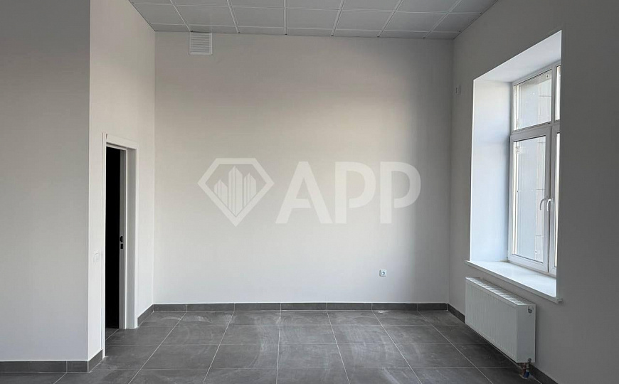 Помещение свободного назначение в новом ЖК фото