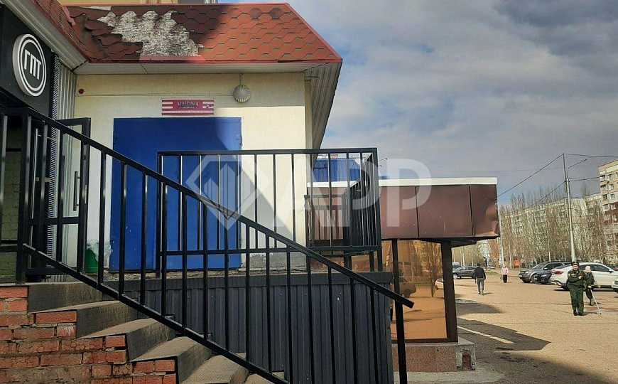 Помещение свободного назначения на Артема 140 фото