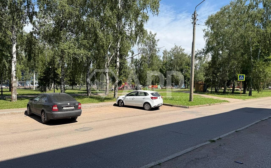 Срочно. Сдам помещение свободного назначения (на красной линии) фото