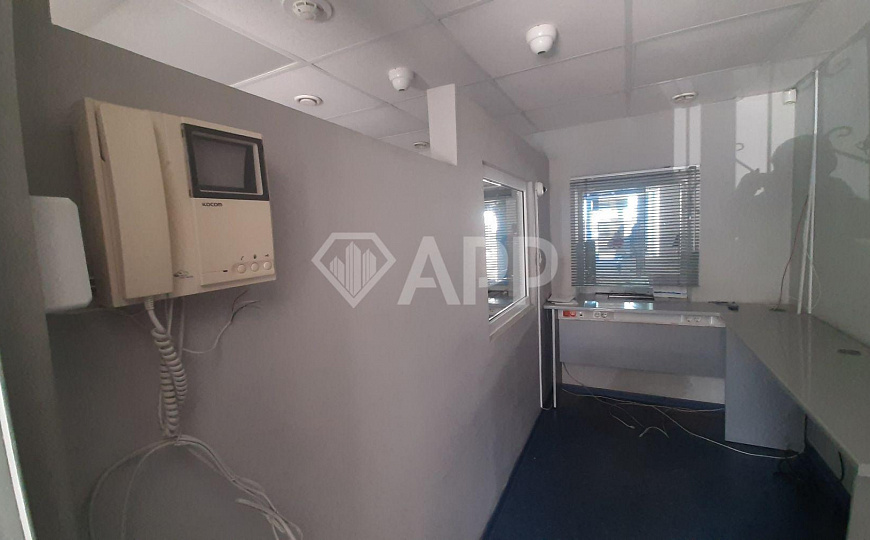 помещение 56 м2 на Дом Быта фото