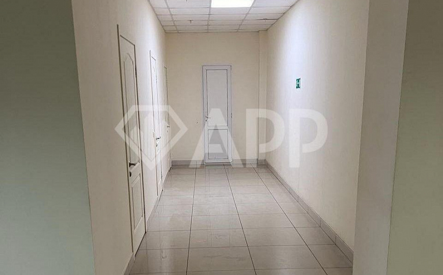 Сдаю бизнес-центр/офисный центр, 600 м² фото