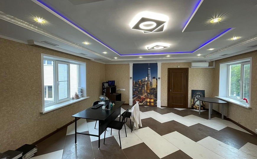 Продам помещение свободного назначения, 927 м² фото