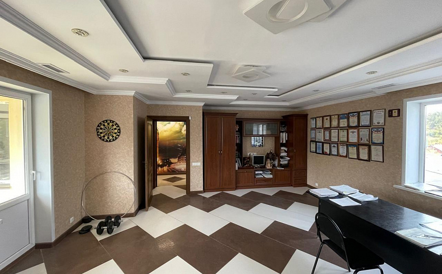 Продам помещение свободного назначения, 927 м² фото