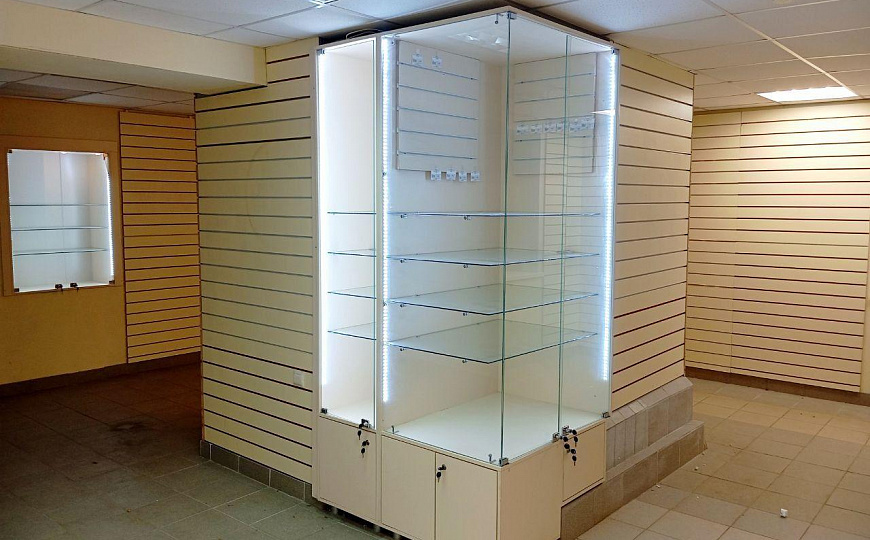 Центр, 103 м² . На трафике. фото