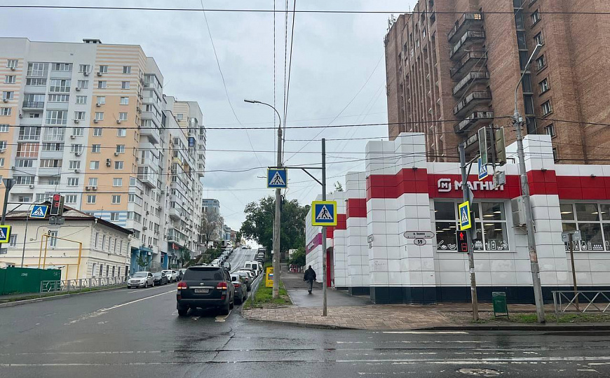 Отдельно стоящее здание рядом с Магнитом, 800 м² фото