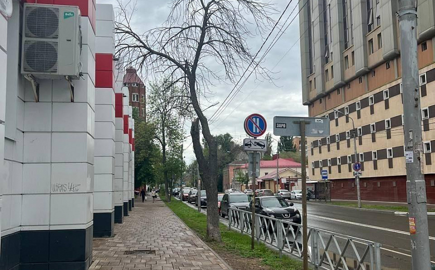 Отдельно стоящее здание рядом с Магнитом, 800 м² фото