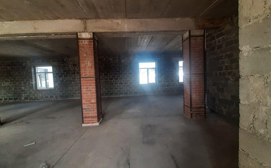 Помещение на 1 этаже д.Байрак Березовая 1 В фото