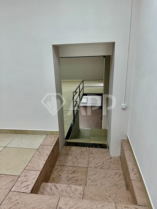 Отдельно стоящее здание на Ямашева, 316,4м² фото