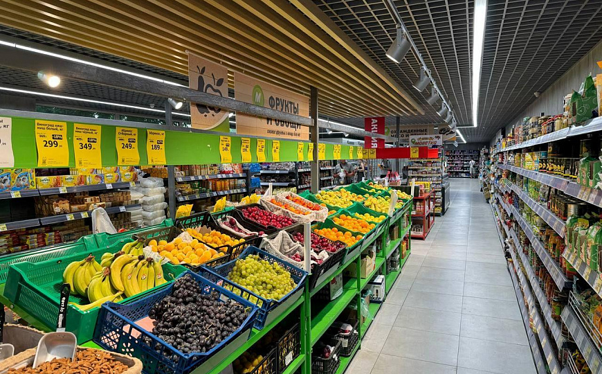 Аренда помещений в ТЦ Новый г.Яровое фото