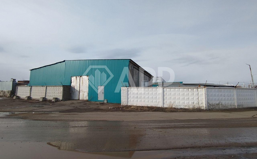 Продается база с теплым и холодными складами, 2466кв.м фото