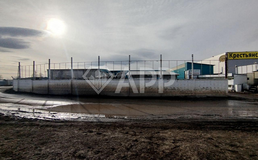 Продается база с теплым и холодными складами, 2466кв.м фото