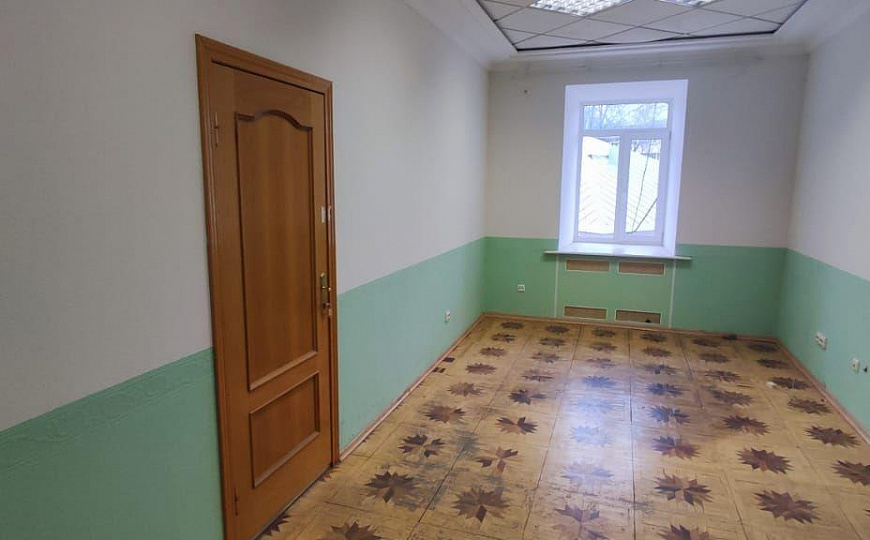 Сдам офисное помещение, 370 м² фото