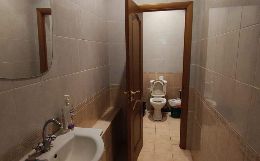 Сдам офисное помещение, 370 м² фото