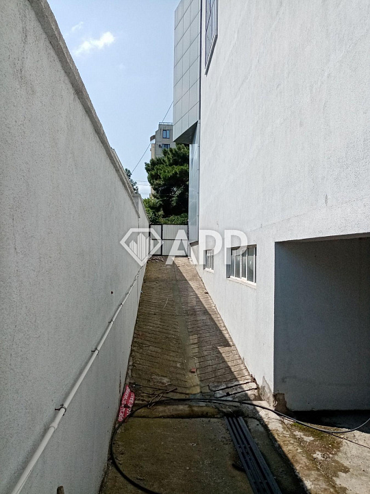 Продаю отдельно стоящее здание с НДС, 1 369,2 м² фото