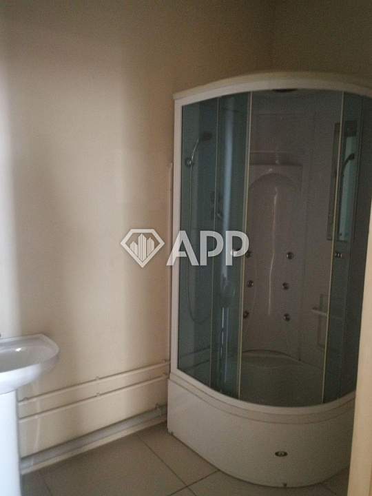 Продаю фасадное помещение с НДС, 152,3 м² фото