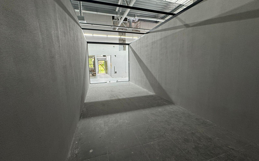 Сдаются торговые площади от 20 м2 в Новом ТЦ фото