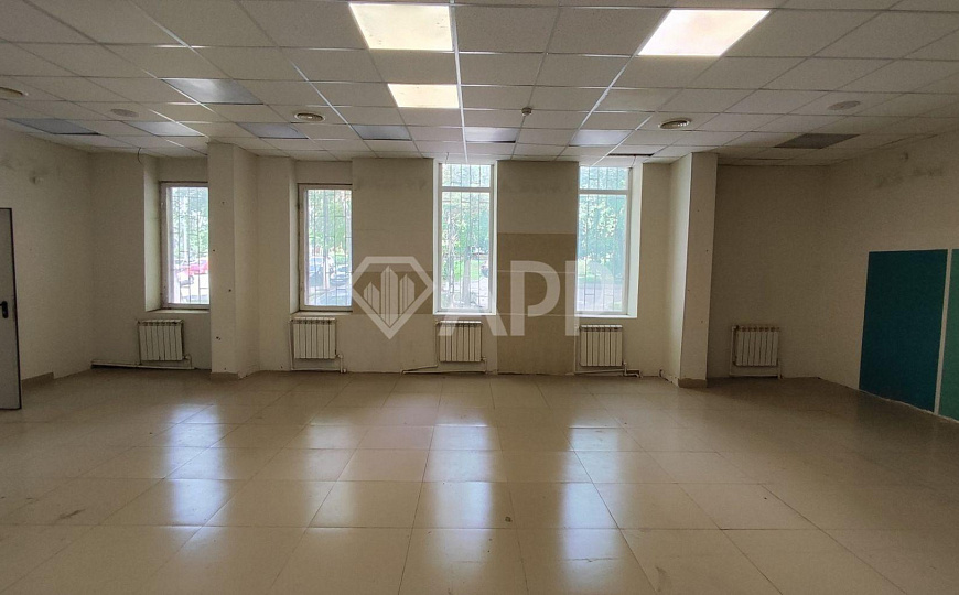 Сдам торговое помещение 100 м. в Гольяново. фото
