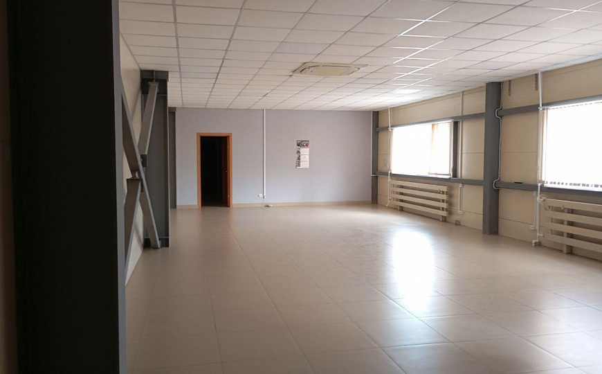 Склад теплый 1300м² и офис 500м² фото