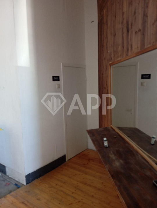 В аренду помещение с видом на Кремль фото