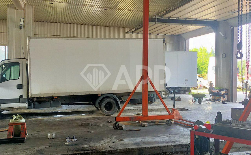 Продаю здание и землю на первой линии М7 фото