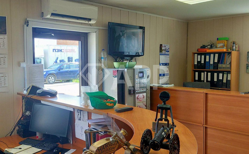 Продаю здание и землю на первой линии М7 фото