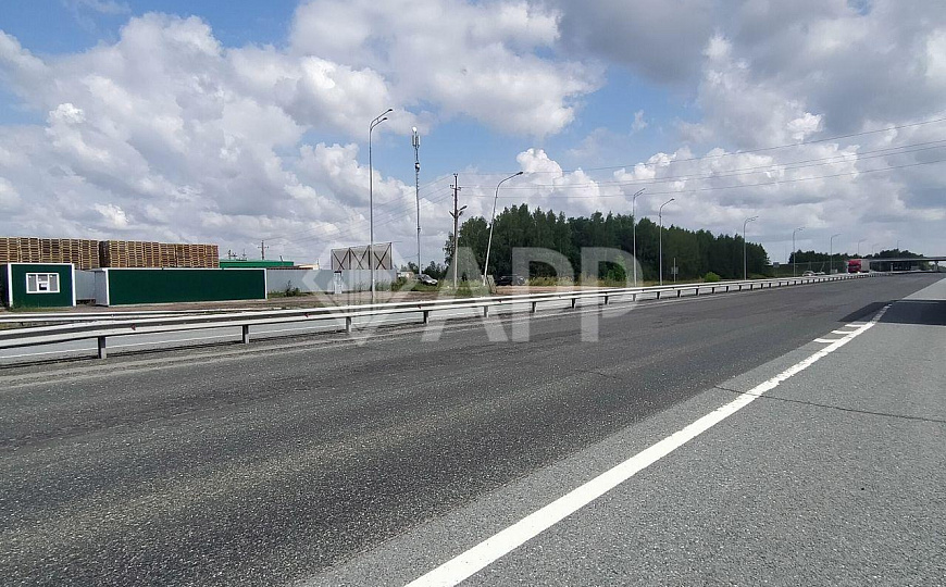 Продаю здание и землю на первой линии М7 фото