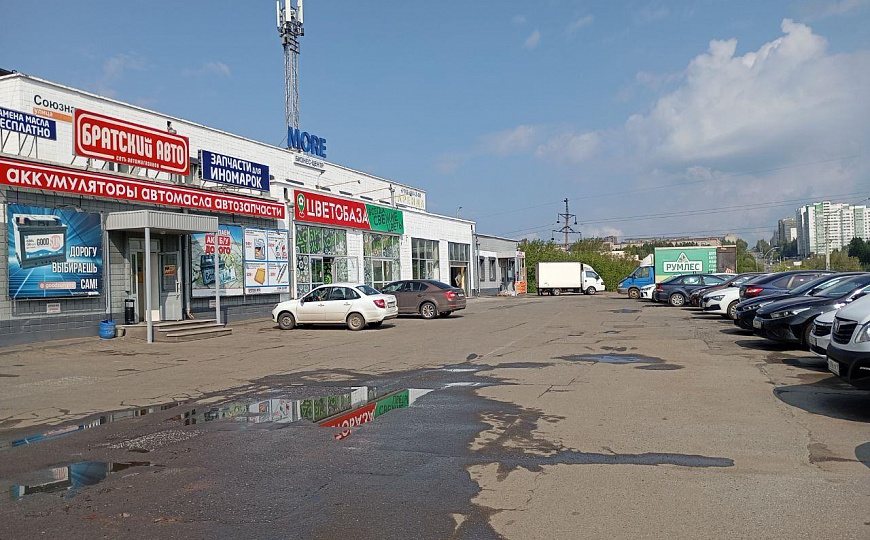 Магазин 63 квм и 107 м² фото