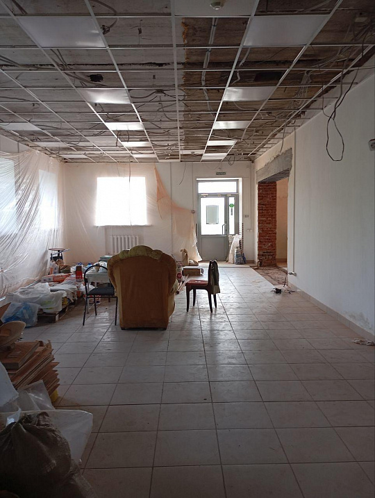 Магазин 63 квм и 107 м² фото