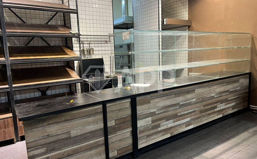 Продается коммерческое помещение фото