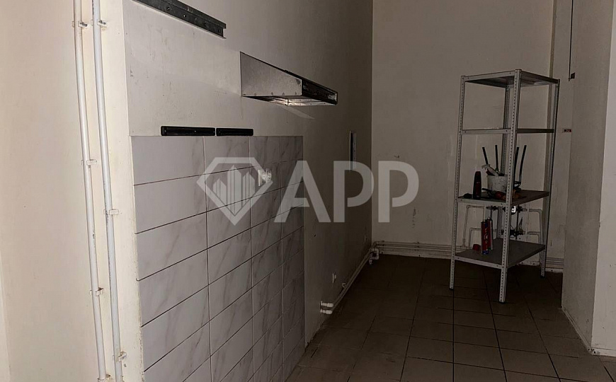 Продается коммерческое помещение фото