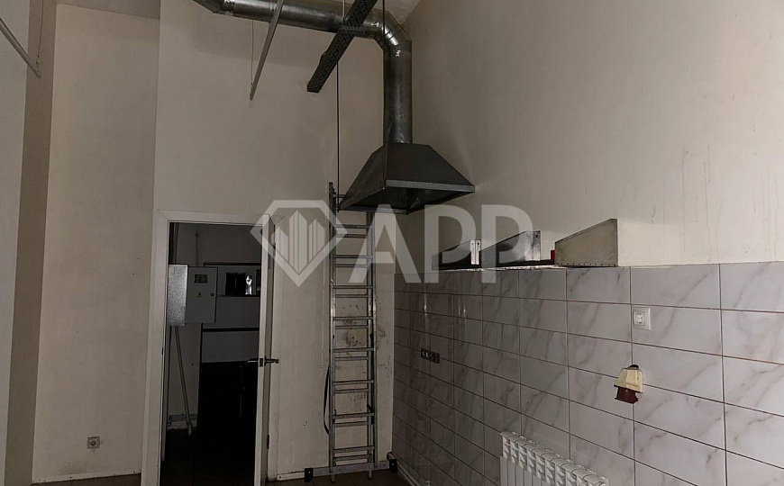 Продается коммерческое помещение фото