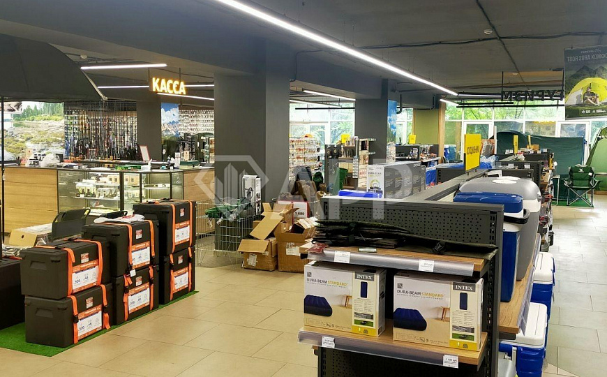 Сдаю 90 м² на первом этаже первой линии фото