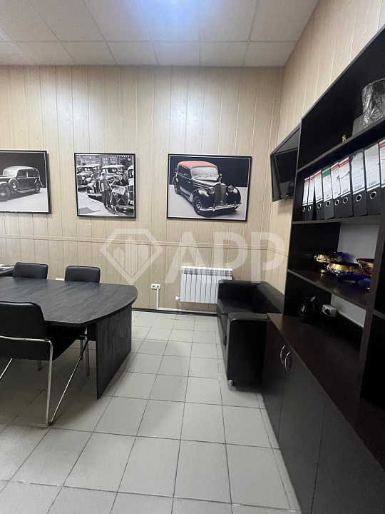 Сдам производственное помещение-склад, 225 м².  фото