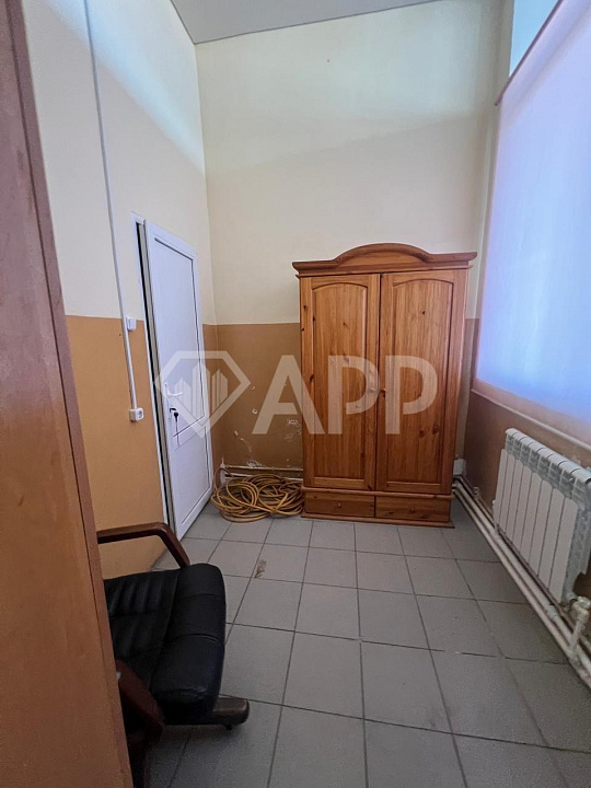 Сдам производственное помещение-склад, 225 м².  фото
