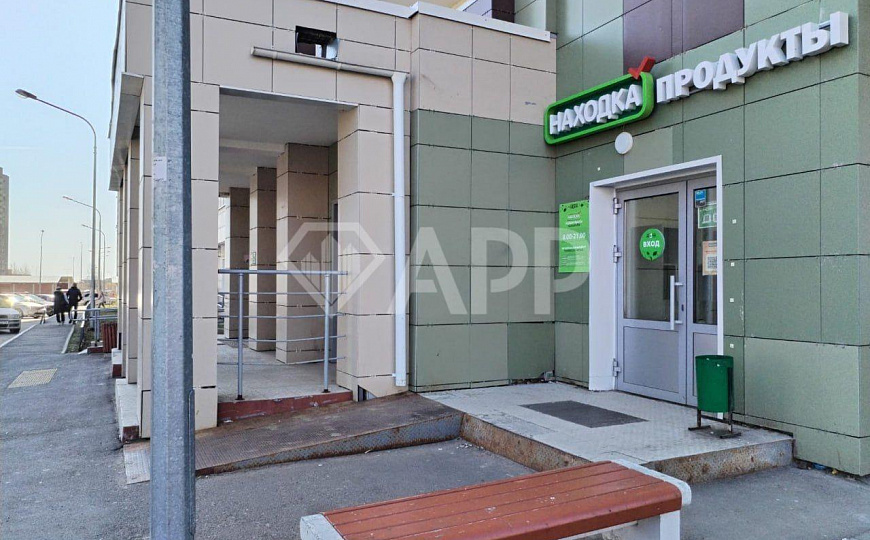 Продаю коммерческое помещение, 317,5 м²с долгосрочным арендатором. фото